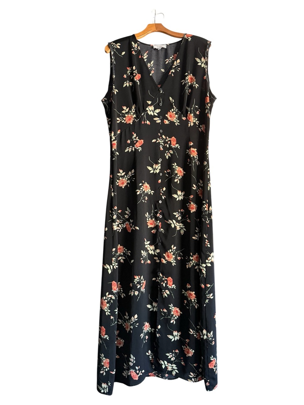 RIHOAS Black Maxi Dress with Red/Orange Floral Print